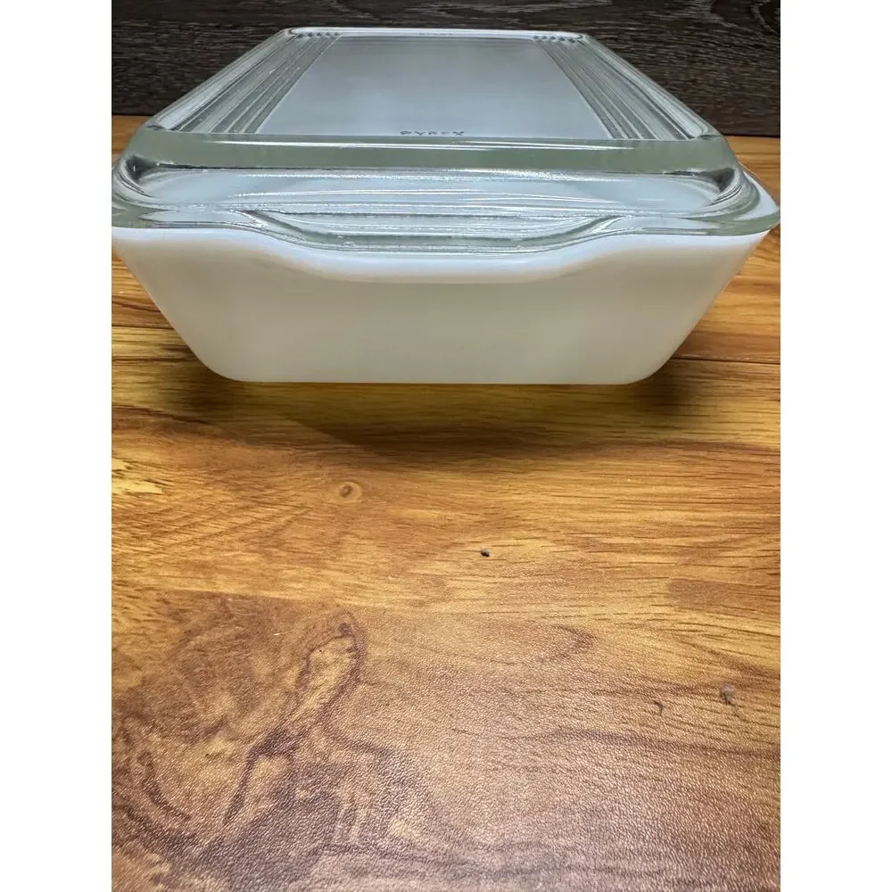 Pyrex Amish Butterprint refrigerator Dish #503 With Lid 1.5 Qt